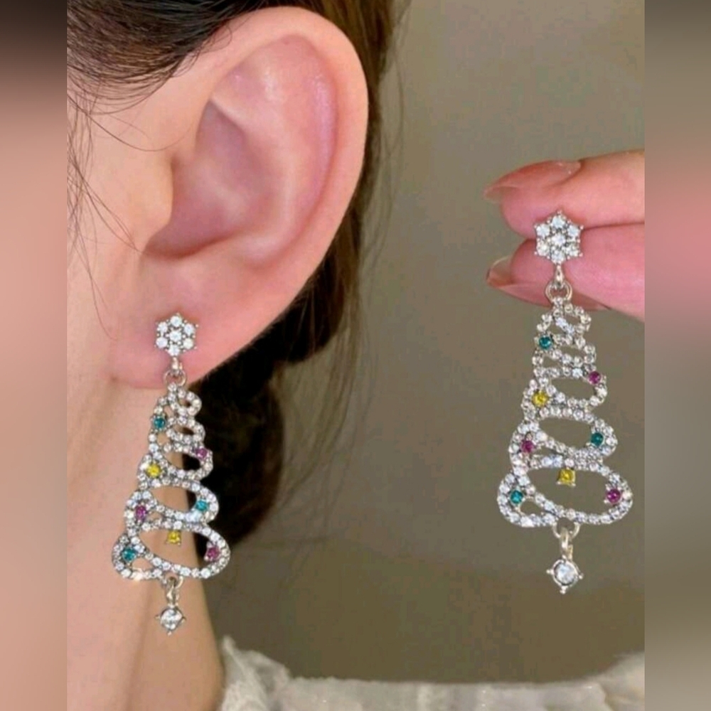 Rhinestone Christmas Tree Dangle Drop Earrings New!